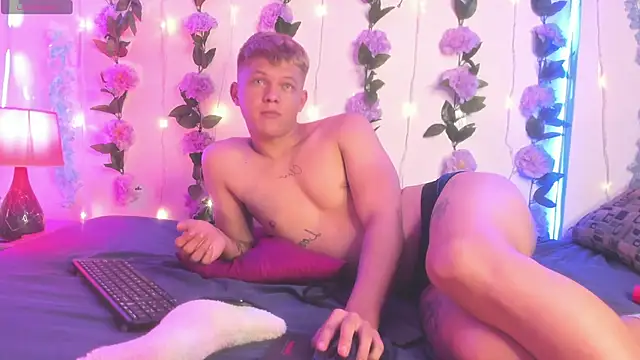 izan 20 online show from April 2026 11:29:02 PM