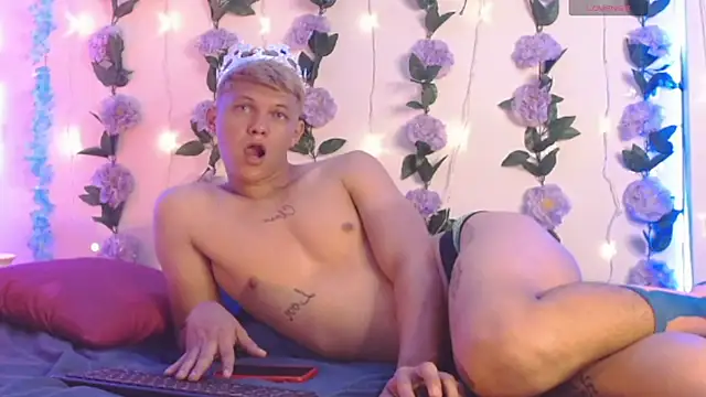 izan 20 online show from February 2026 09:47:01 PM