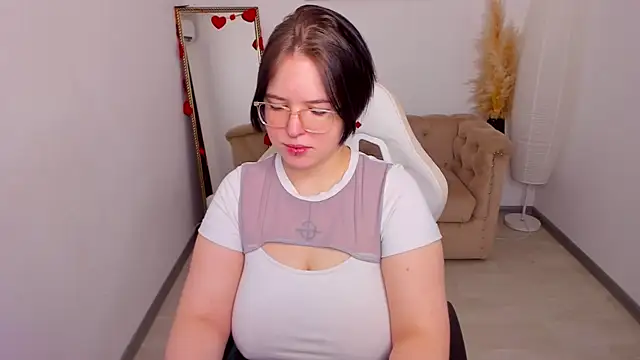 Manic pixie  online show from February 2026 10:46:02 AM