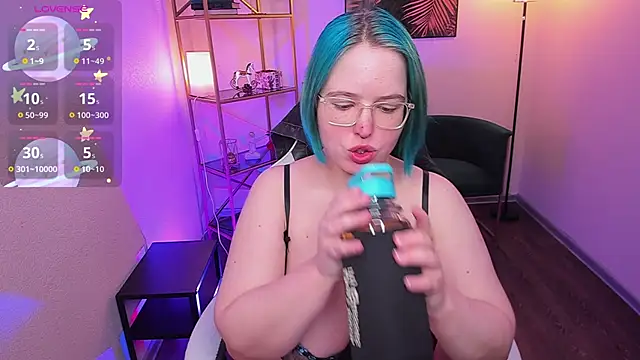 Manic pixie  online show from May 2026 03:29:01 PM