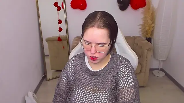 Manic pixie  online show from February 2026 03:34:01 PM