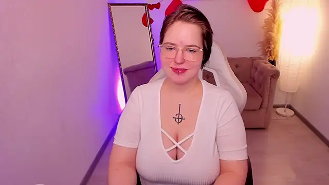 Manic pixie  online show from February 2026 03:47:02 PM