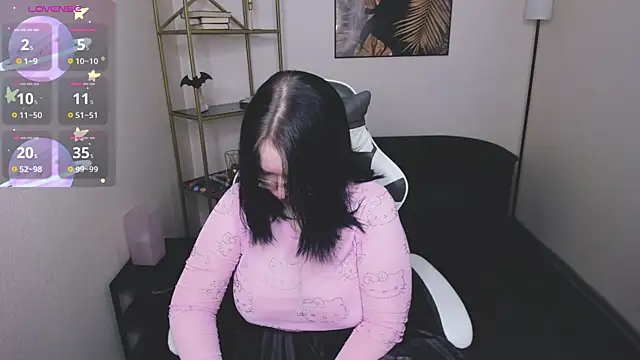 Manic pixie  online show from December 2025 03:55:01 PM