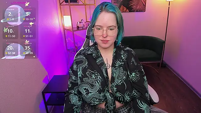 Manic pixie  online show from May 2026 03:33:01 PM