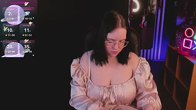 Manic pixie  online show from December 2025 04:11:01 PM