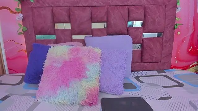 scarlett  evans  online show from March 2026 06:21:02 PM