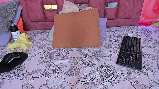 scarlett  evans  online show from March 2025 09:24:02 PM