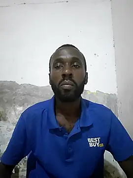 Snapshot of onewinnertee chatting on December 2025 01:20:02 AM onewinnertee online show from December 2025 01:20:02 AM