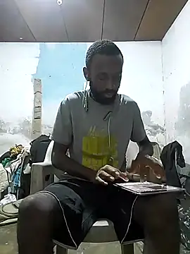 Snapshot of onewinnertee chatting on February 2026 12:28:02 AM onewinnertee online show from February 2026 12:28:02 AM