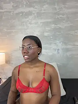 Snapshot of Alaia_Colins chatting on July 2026 03:07:01 AM Alaia Colins online show from July 2026 03:07:01 AM