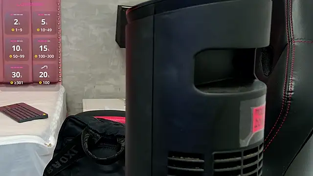 Alaia Colins online show from February 2026 01:39:01 AM