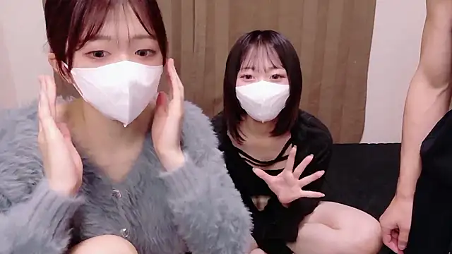 Snapshot of NA-KAREN-V8 chatting on October 2025 12:50:02 PM NA-KAREN-V8 online show from October 2025 12:50:02 PM