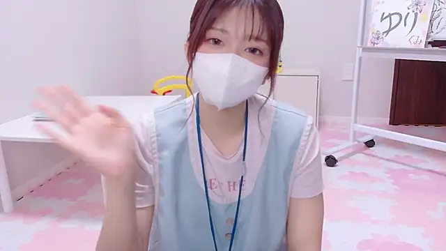 Snapshot of NA-KAREN-V8 chatting on September 2025 01:28:02 PM NA-KAREN-V8 online show from September 2025 01:28:02 PM