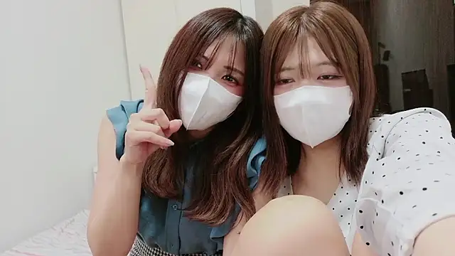 NA-KAREN-V8 online show from June 2026 09:40:01 AM