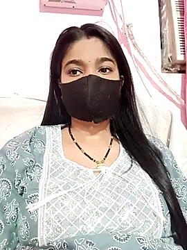 Simran-001 online show from October 2025 06:32:02 PM