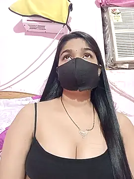 Simran-001 online show from October 2025 07:15:01 PM