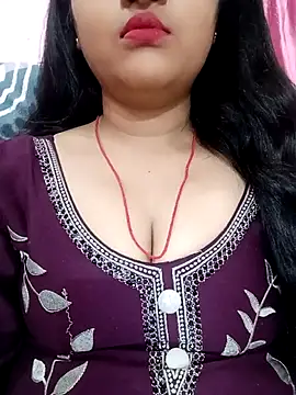 Simran-001 online show from March 2025 06:17:02 PM