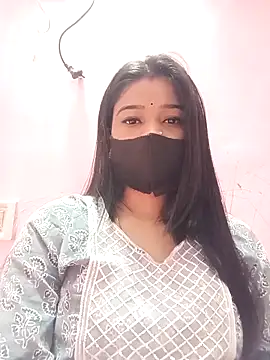 Simran-001 online show from February 2026 12:47:02 PM