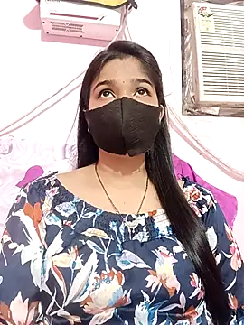 Simran-001 online show from September 2025 01:51:01 PM
