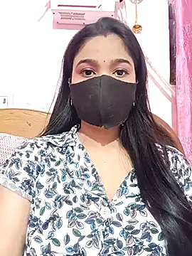 Simran-001 online show from November 2025 09:31:02 AM