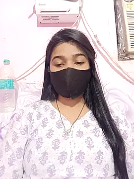 Simran-001 online show from September 2025 06:41:02 PM