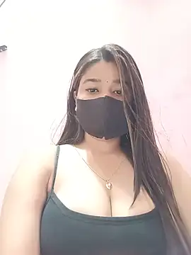 Snapshot of Simran-001 chatting on June 2026 12:32:01 PM Simran-001 online show from June 2026 12:32:01 PM