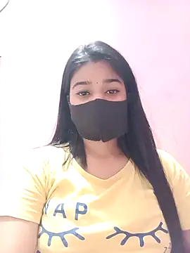 Simran-001 online show from March 2026 04:41:02 PM