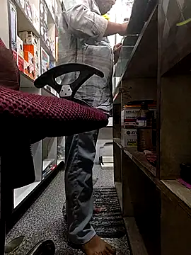 Snapshot of RaviRoy2326 chatting on February 2026 06:00:02 AM RaviRoy2326 online show from February 2026 06:00:02 AM