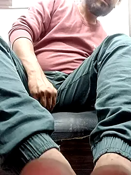 Snapshot of RaviRoy2326 chatting on February 2025 02:21:01 PM RaviRoy2326 online show from February 2025 02:21:01 PM