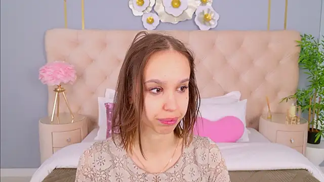 SandraTucker online show from March 2026 02:46:01 AM