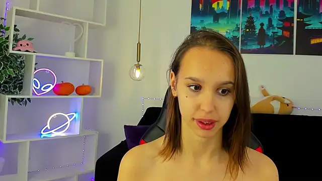 SandraTucker online show from October 2025 03:06:02 AM