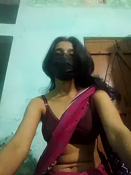 Snapshot of Bong-lady chatting on March 2025 08:12:02 AM Bong-lady online show from March 2025 08:12:02 AM