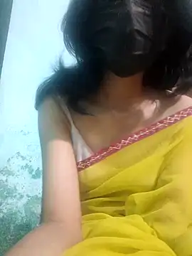 Snapshot of Bong-lady chatting on March 2025 11:12:02 AM Bong-lady online show from March 2025 11:12:02 AM