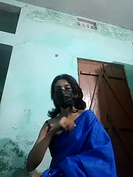 Snapshot of Bong-lady chatting on February 2025 08:15:02 AM Bong-lady online show from February 2025 08:15:02 AM