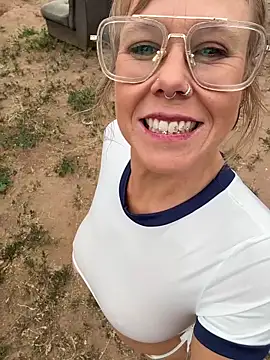 I am babydoll online show from February 2026 11:57:01 PM