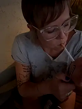 I am babydoll online show from November 2025 12:37:01 AM