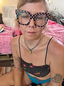 Snapshot of I_am_babydoll chatting on June 2026 05:56:02 AM I am babydoll online show from June 2026 05:56:02 AM