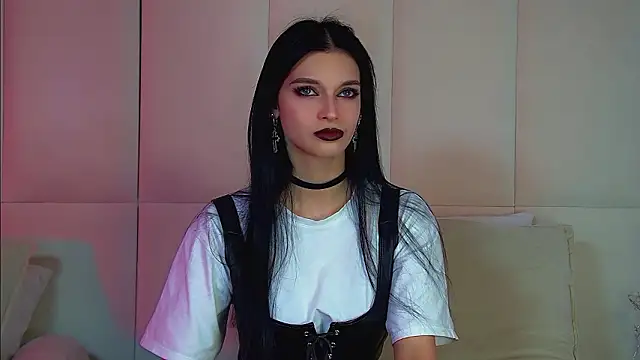 BeverlyMost online show from March 2026 06:53:02 PM