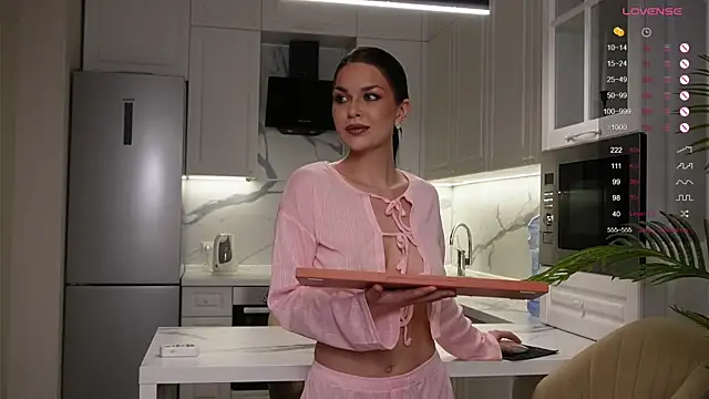 Sofa 01 online show from October 2025 03:31:02 PM