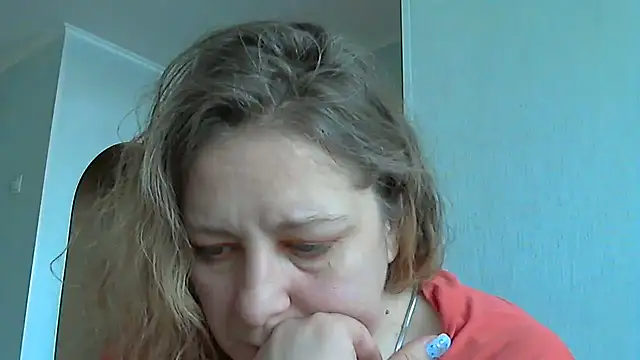 Snapshot of WriterInna44 chatting on February 2025 05:55:01 AM WriterInna44 online show from February 2025 05:55:01 AM