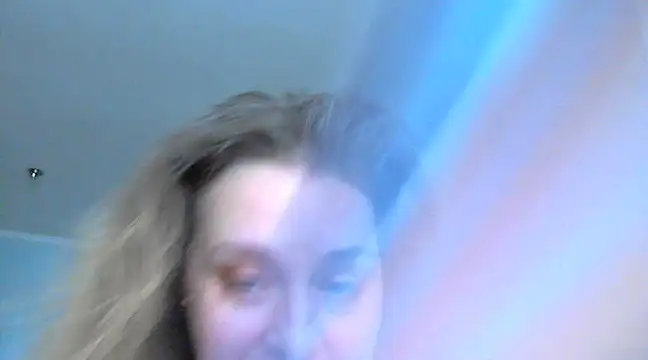 Snapshot of WriterInna44 chatting on March 2025 11:12:02 AM WriterInna44 online show from March 2025 11:12:02 AM