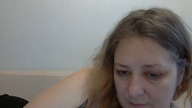 Snapshot of WriterInna44 chatting on February 2025 11:38:02 AM WriterInna44 online show from February 2025 11:38:02 AM