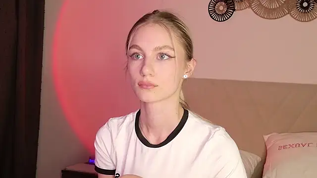 GabriellaOlsen online show from March 2026 07:47:01 PM