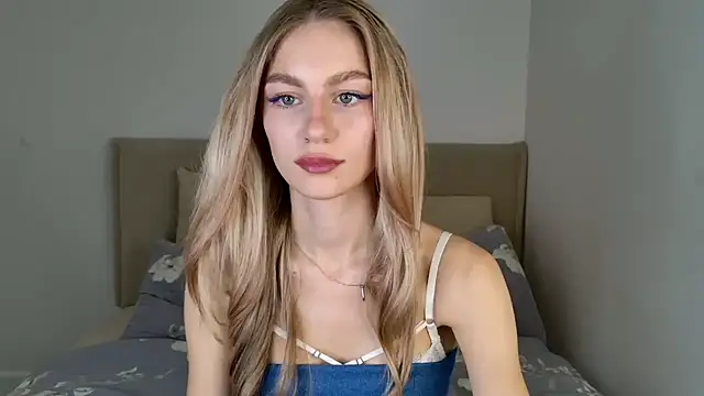 GabriellaOlsen online show from November 2025 01:38:01 PM