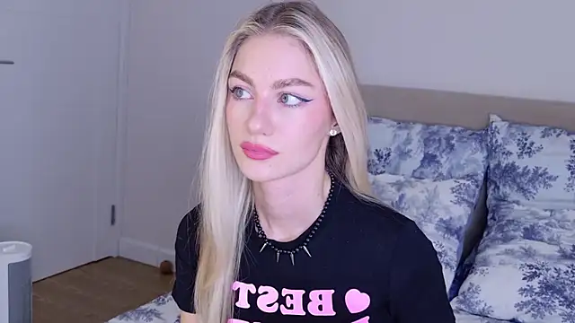 GabriellaOlsen online show from December 2025 01:15:01 PM