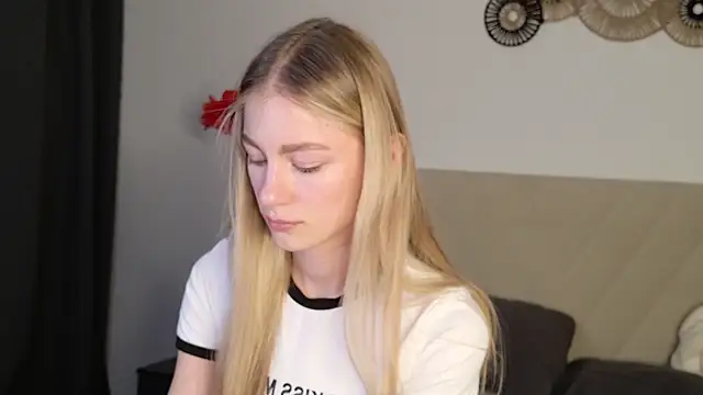 GabriellaOlsen online show from March 2026 05:52:02 PM