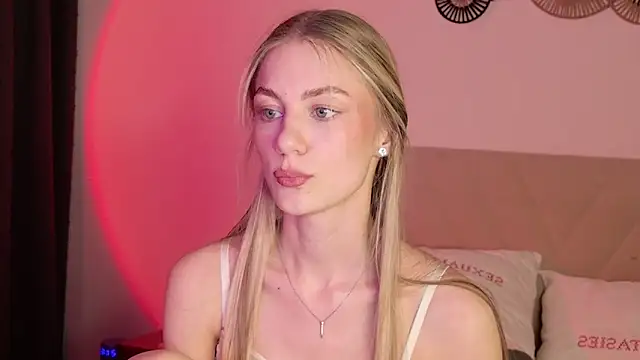 GabriellaOlsen online show from March 2026 06:17:02 PM