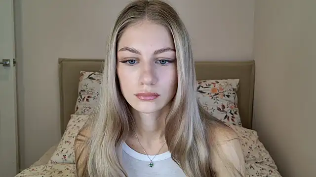 GabriellaOlsen online show from October 2025 09:55:02 AM