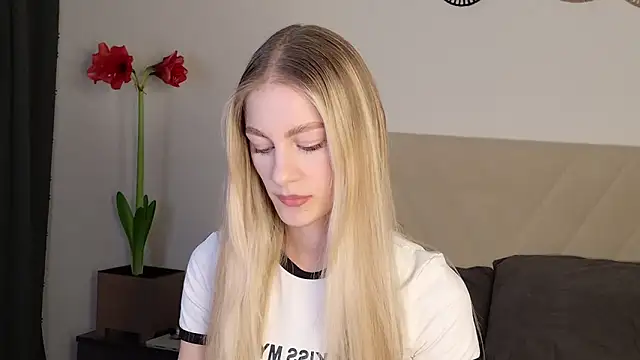 GabriellaOlsen online show from March 2026 05:09:02 PM