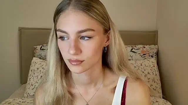 GabriellaOlsen online show from September 2025 02:35:02 PM